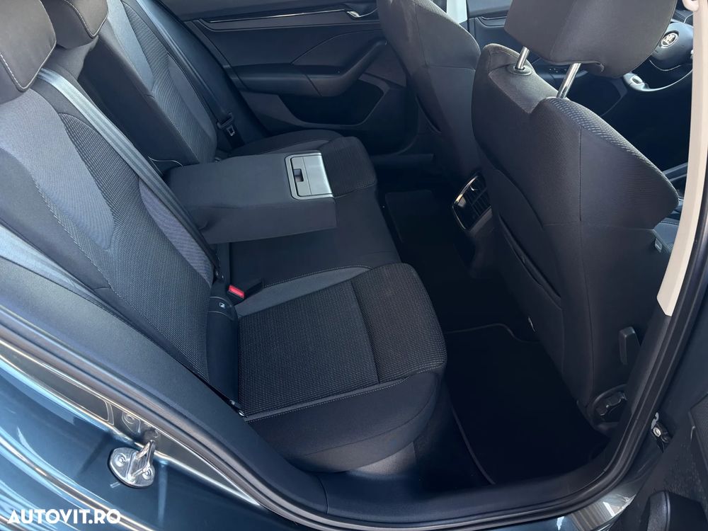 Skoda Octavia 2.0 TDI Ambition - 34