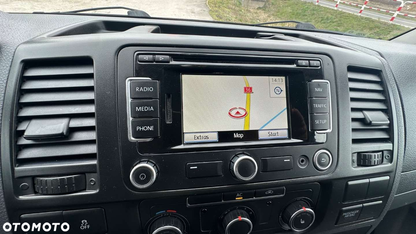 Volkswagen Transporter - 25