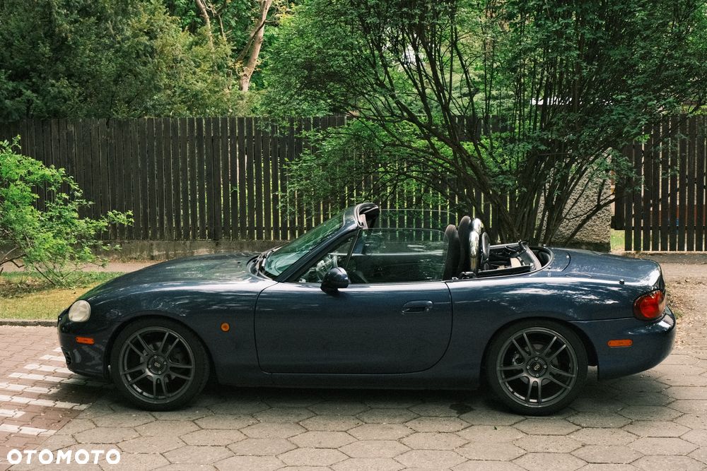 Mazda MX-5 1.6i 16V - 9