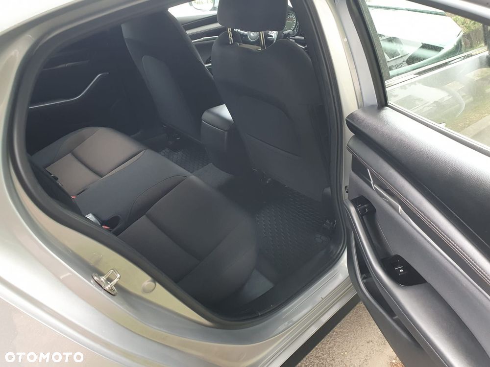 Mazda 3 SKYACTIV-G 2.0 M-Hybrid - 14