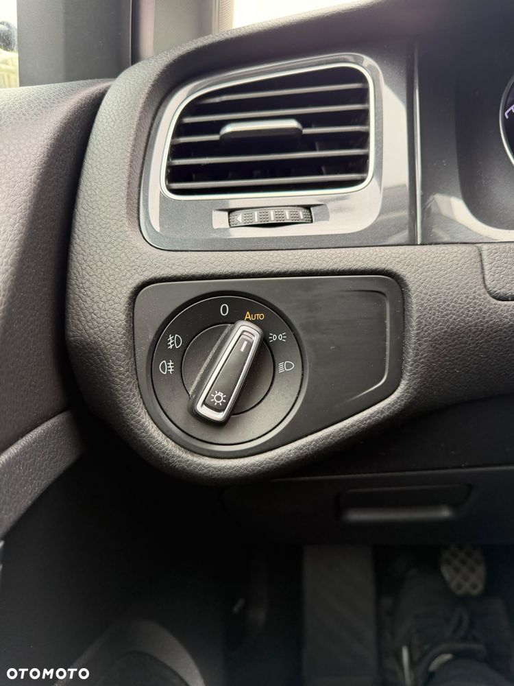 Volkswagen Golf 1.5 TSI BMT Evo Comfortline - 30