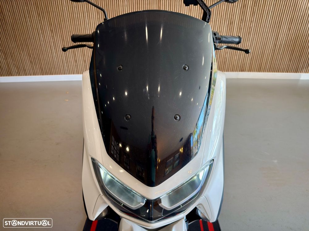 Yamaha NMAX - 7