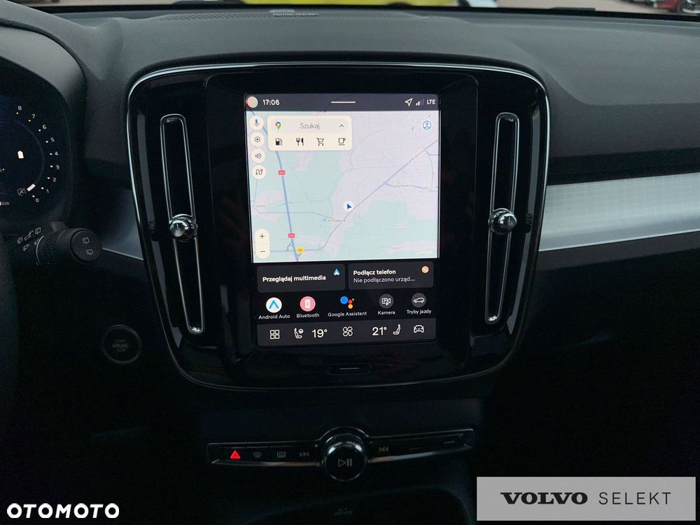 Volvo XC 40 B3 B DKG Plus Dark - 18