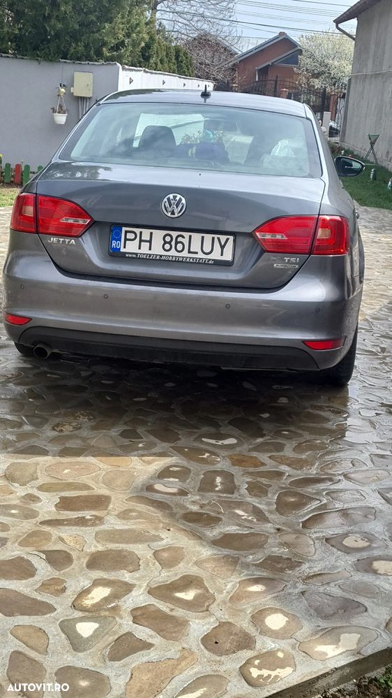 Volkswagen Jetta 1.2 TSI BlueMotion Technology - 4