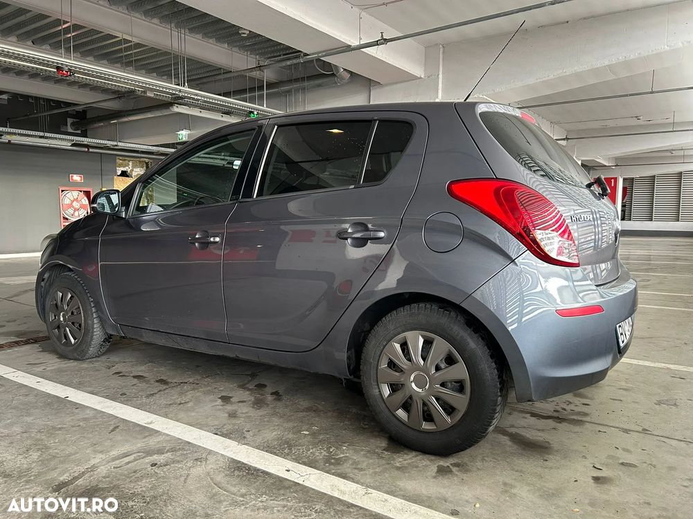 Hyundai i20 1.25 M/T ISG Comfort - 14