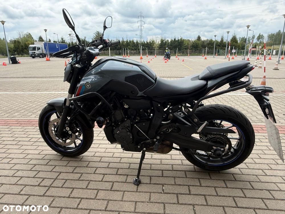 Yamaha MT - 7