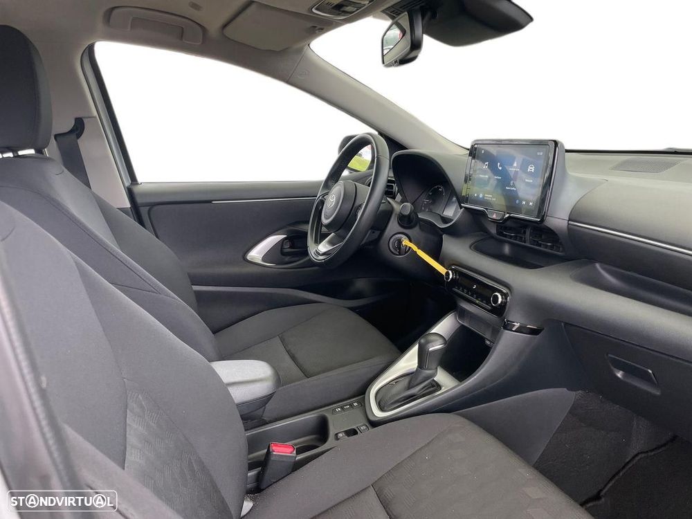 Toyota Yaris — fotografia 6