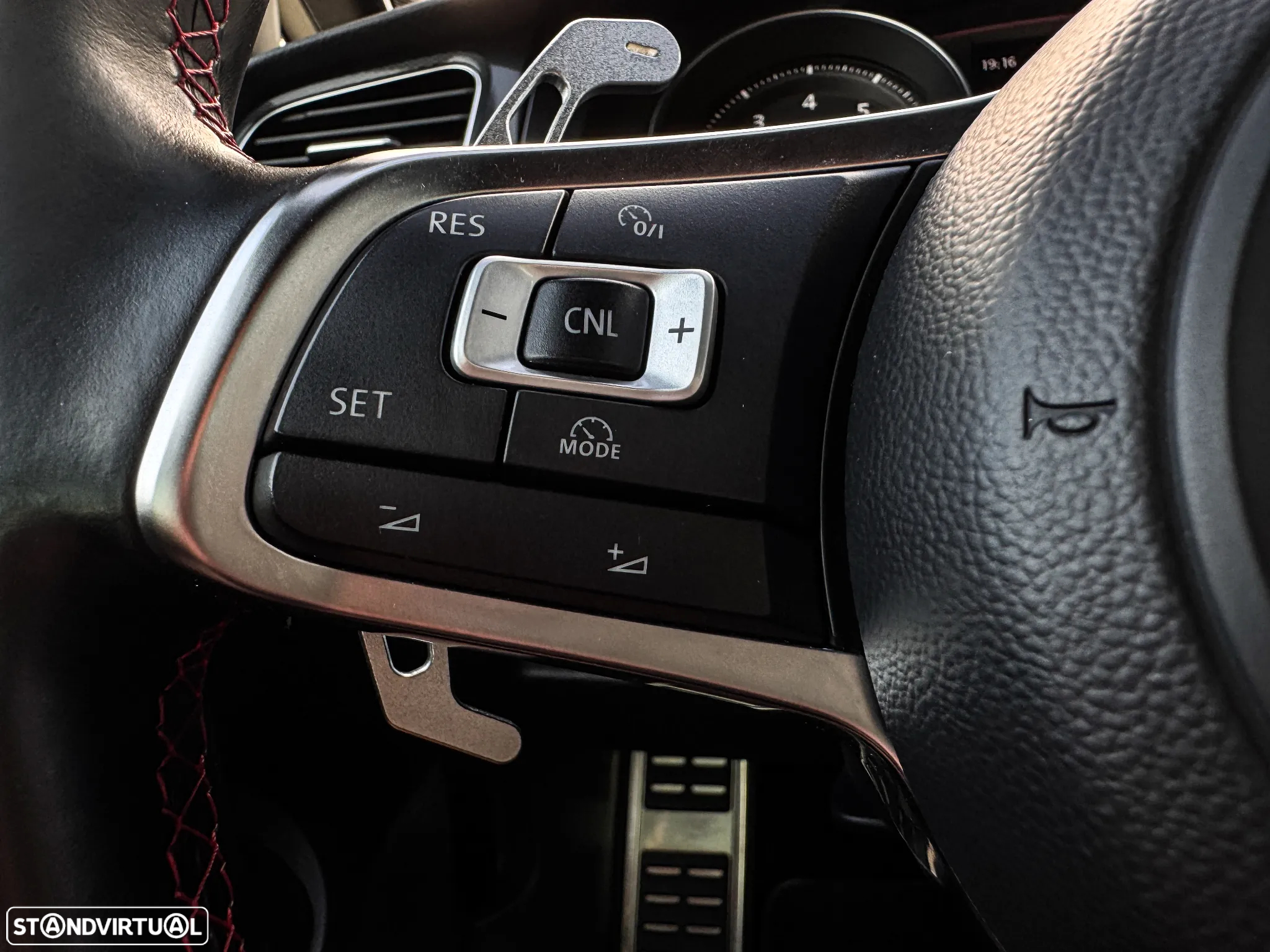 VW Golf 2.0 TSi GTi DSG Performance - 16