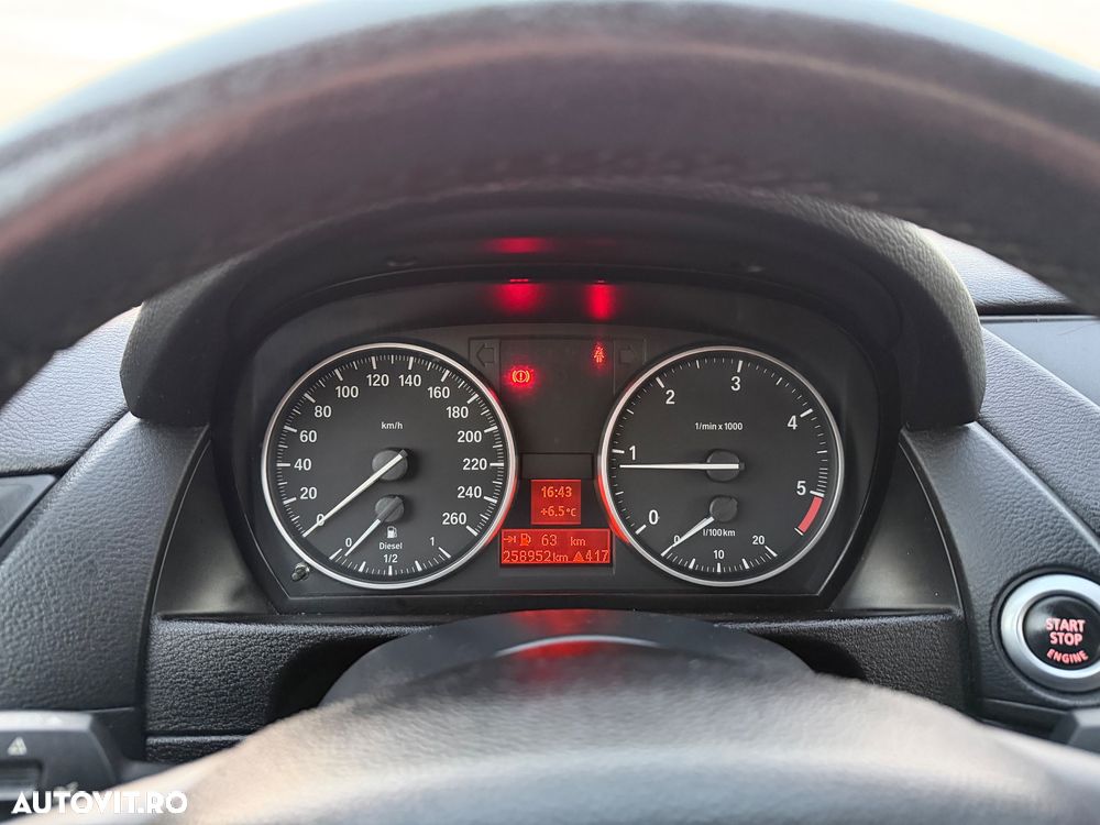 BMW X1 sDrive18d xLine - 10