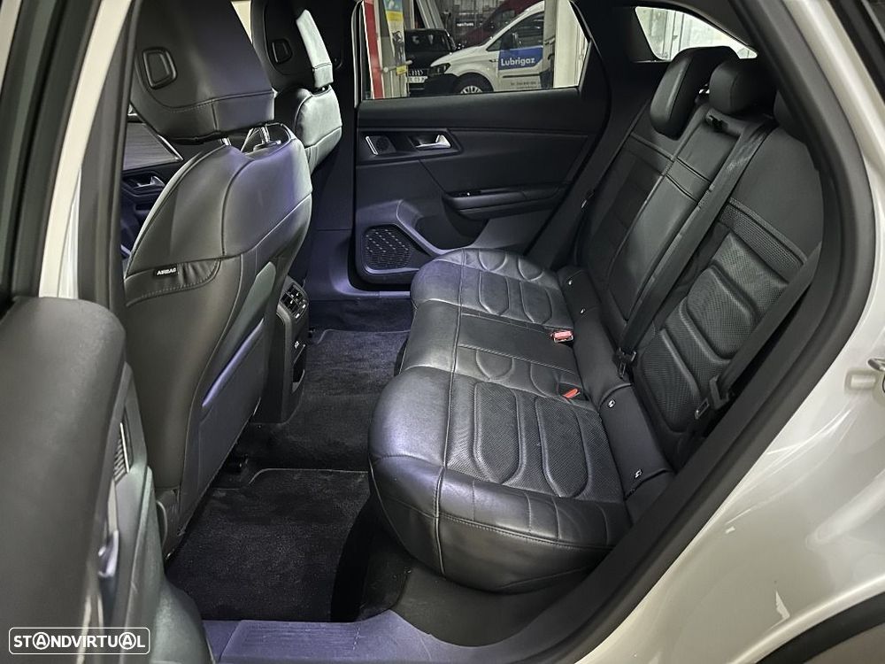 Citroën C5 X 1.6 Hybrid Shine Pack e-EAT8 - 16