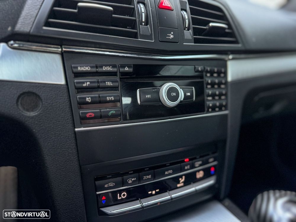 Mercedes-Benz E 220 CDi Avantgarde BlueEfficiency - 38