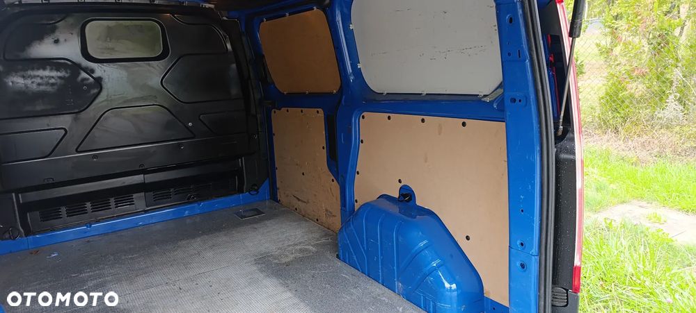 Ford TRANSIT CUSTOM - 12