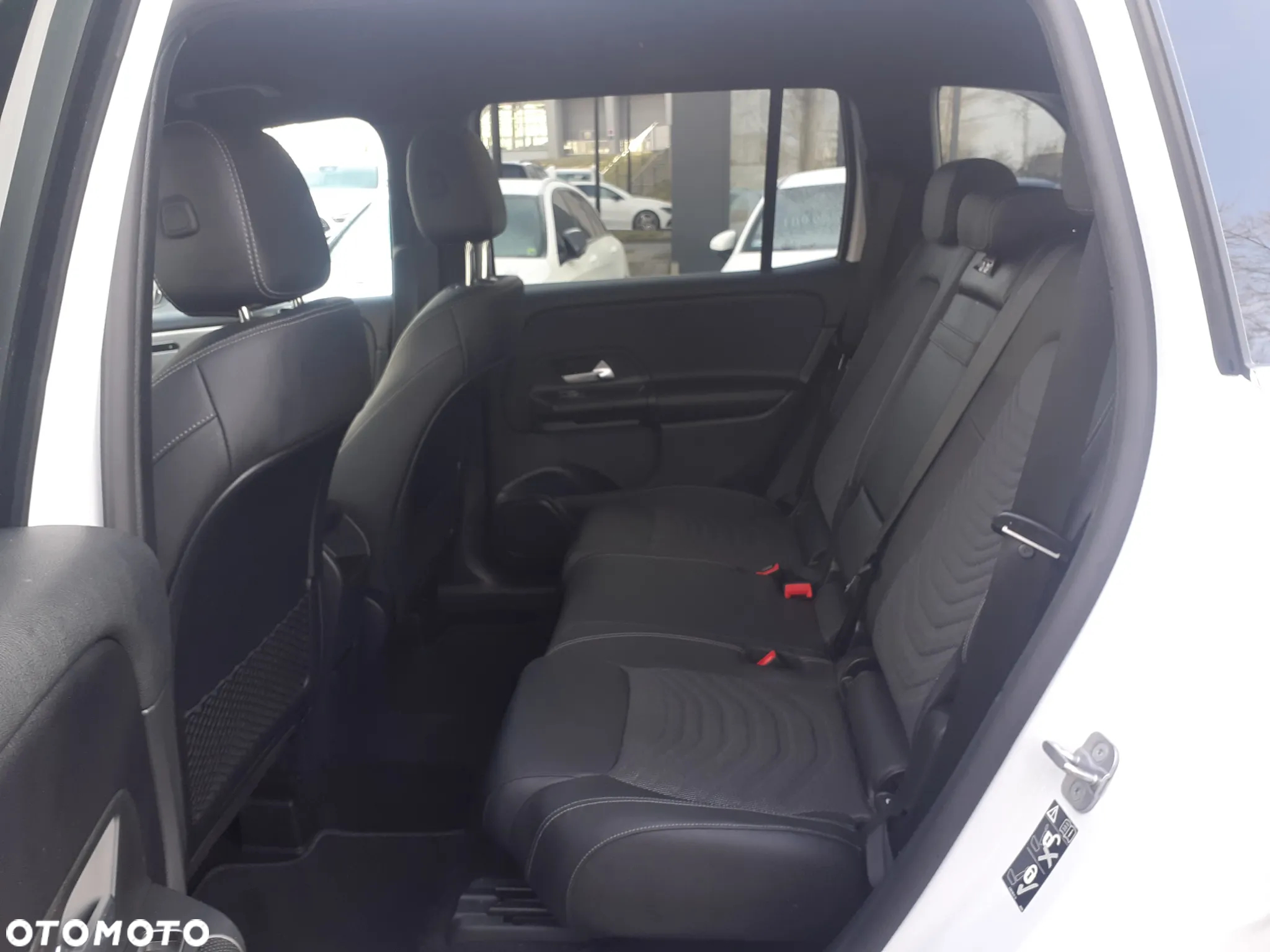 Mercedes-Benz GLB 250 4-Matic Style 8G-DCT - 22