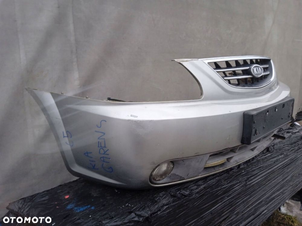 Zderzak Przedni Przód Kia Carens Ii C5 - 3