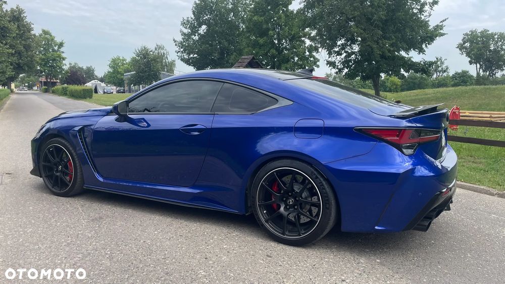 Lexus RC F Carbon - 2