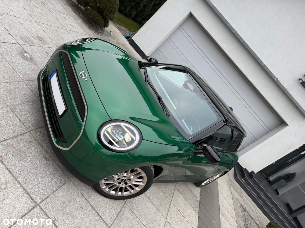 MINI Cooper E Favoured Trim - 2