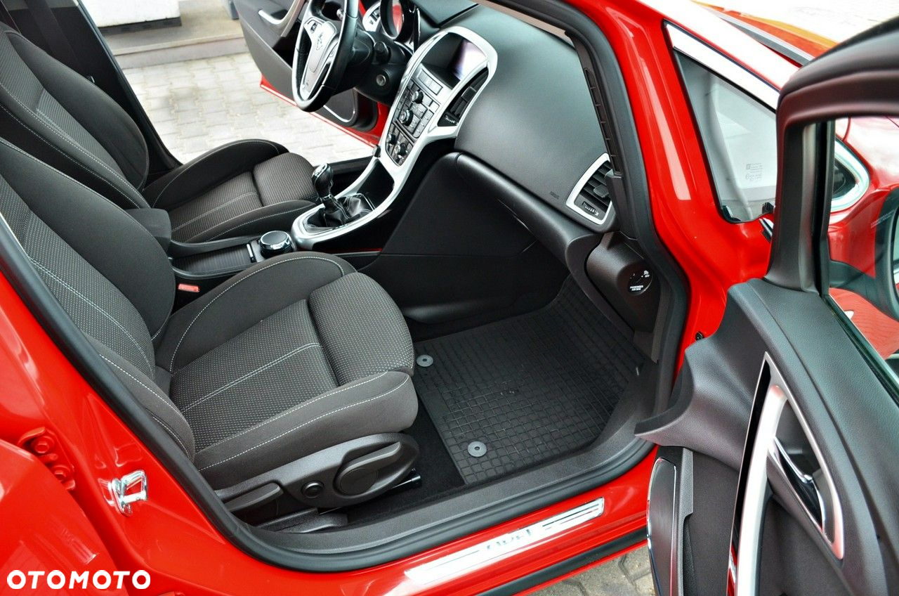 Opel Astra - 19