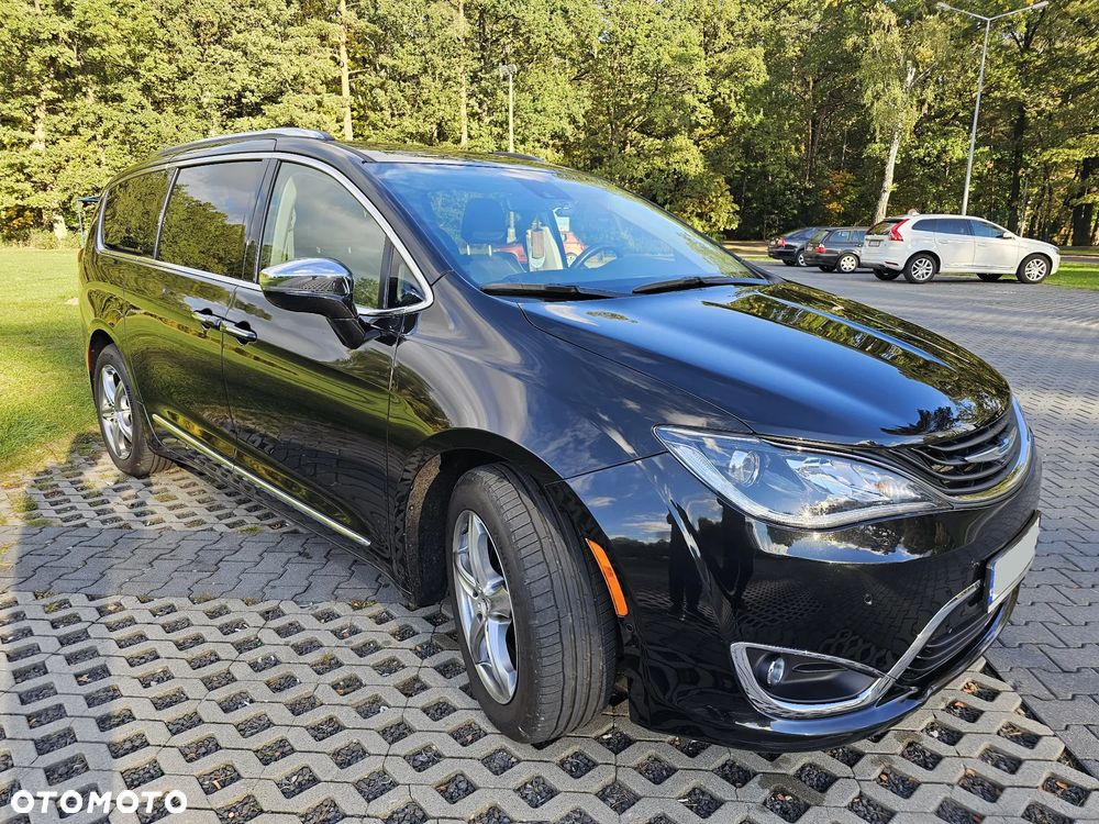Chrysler Pacifica - 7