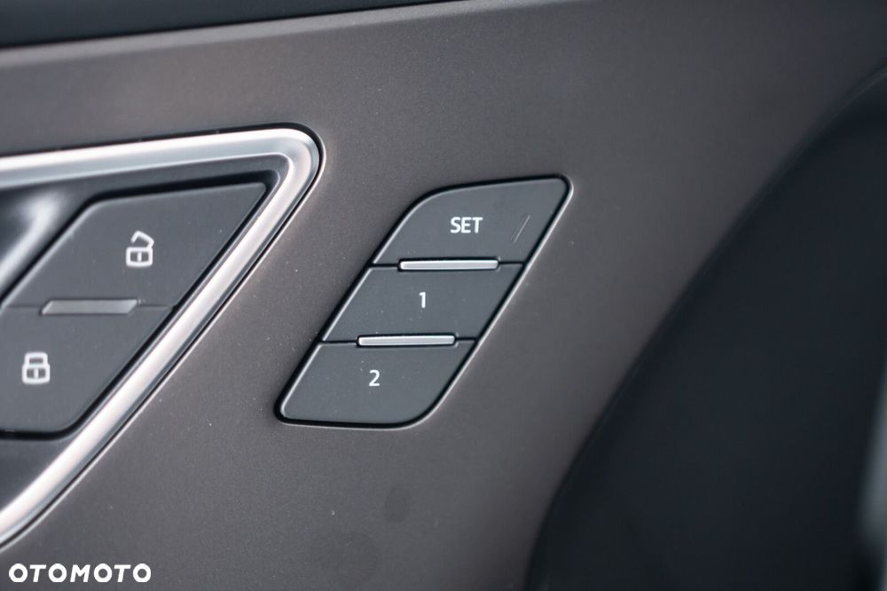 Audi Q4 e-tron 45 82kWh S Line - 19