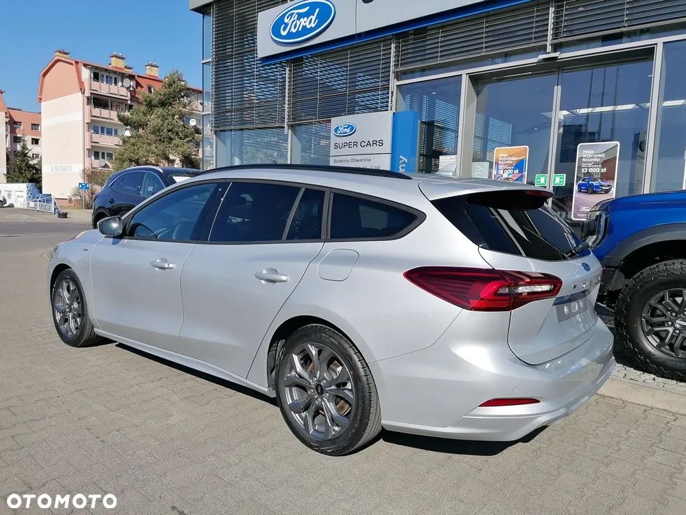Ford Focus 1.0 EcoBoost mHEV ST-Line X - 4