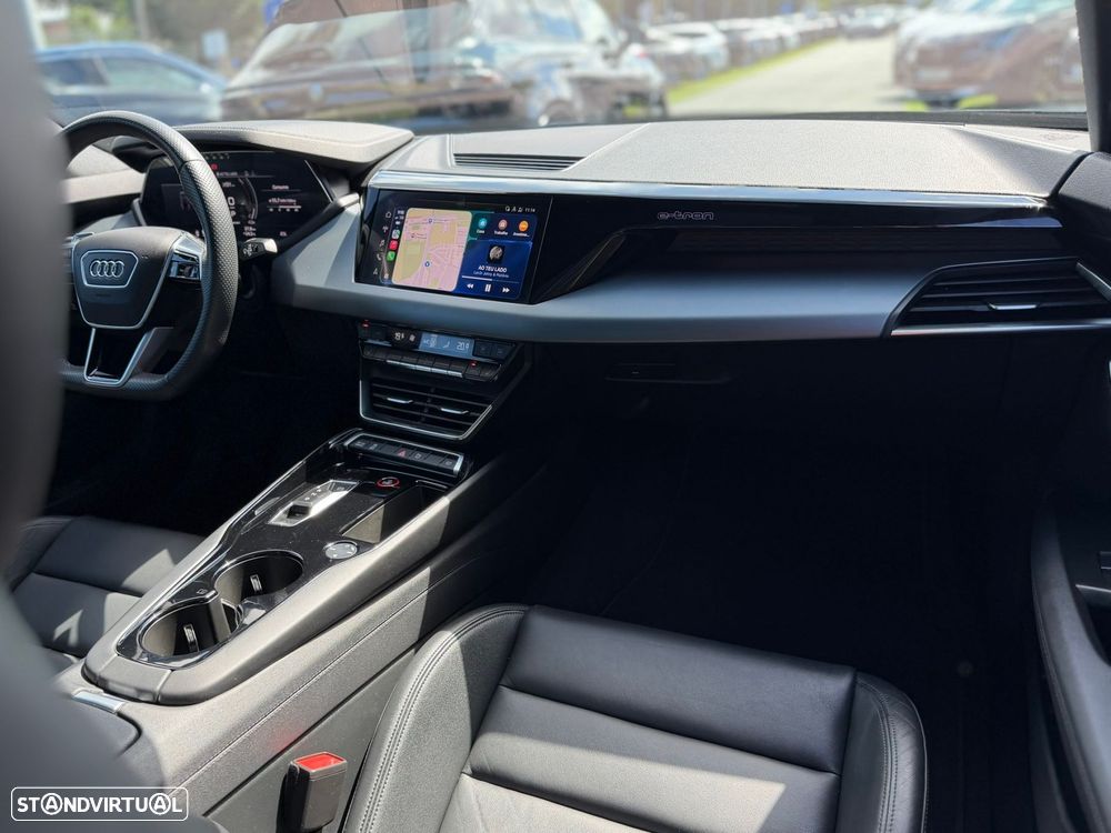 Audi e-tron GT quattro - 25
