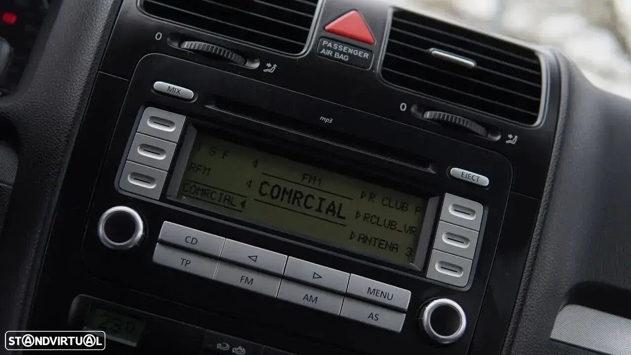 VW Jetta - 30