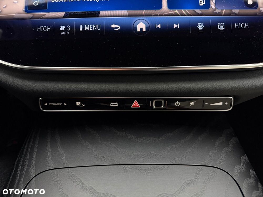 Mercedes-Benz Klasa E - 22