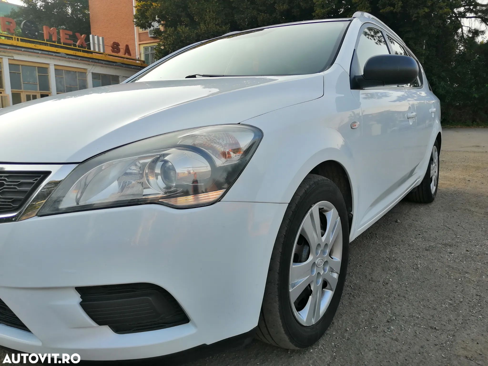Kia Ceed 1.4 CVVT Spirit - 1