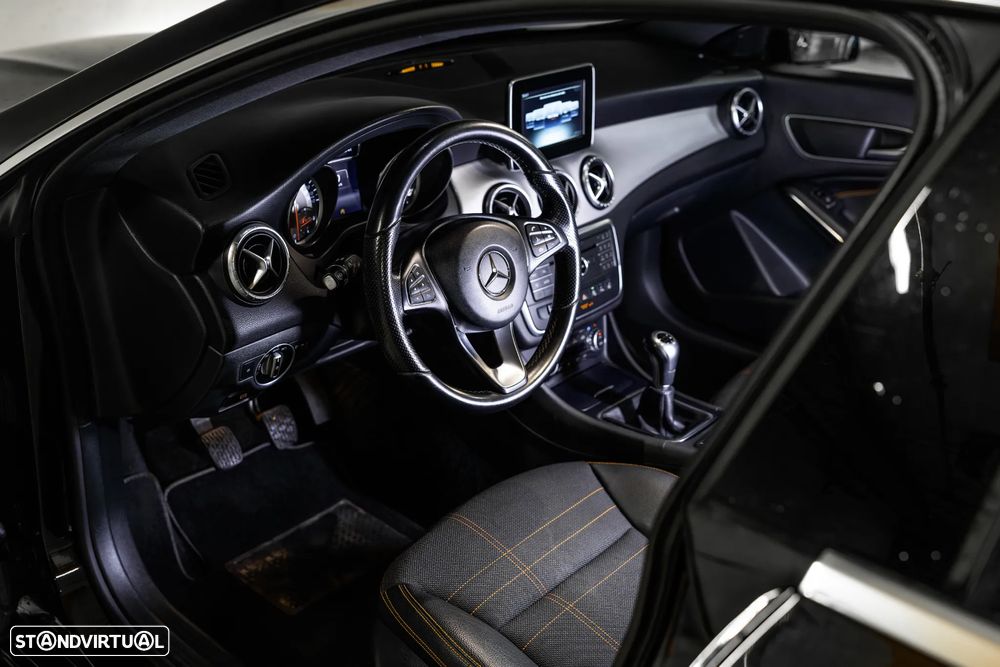 Mercedes-Benz CLA 200 d Shooting Brake Urban - 6