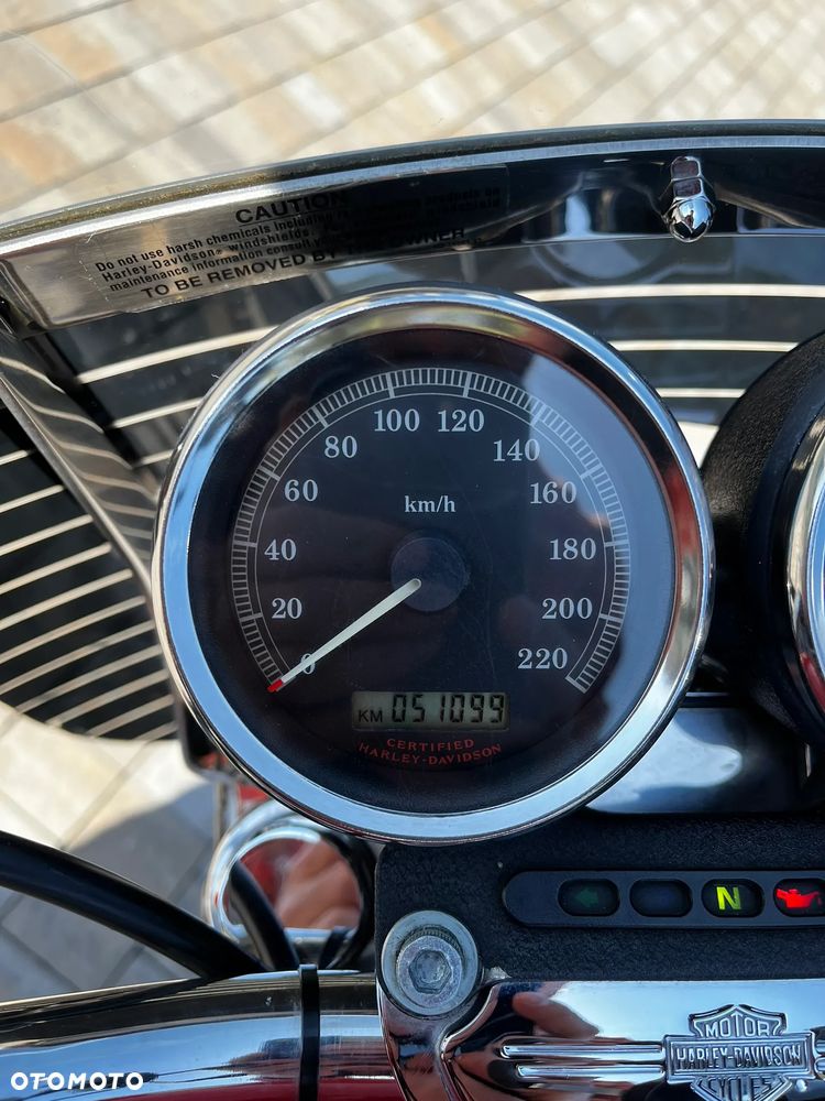 Harley-Davidson Sportster Roadster 1200R - 7