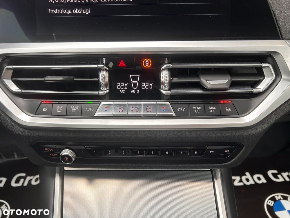 BMW Seria 3 320d xDrive M Sport Shadow sport - 31