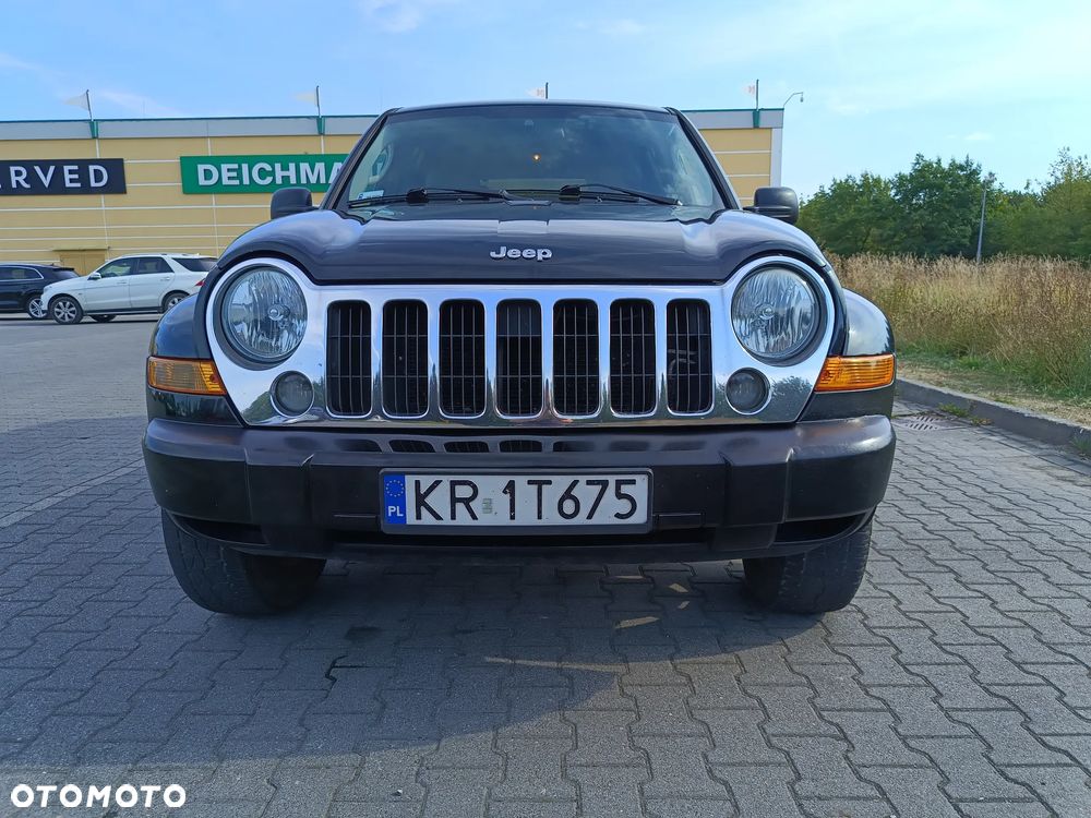 Jeep Liberty - 21