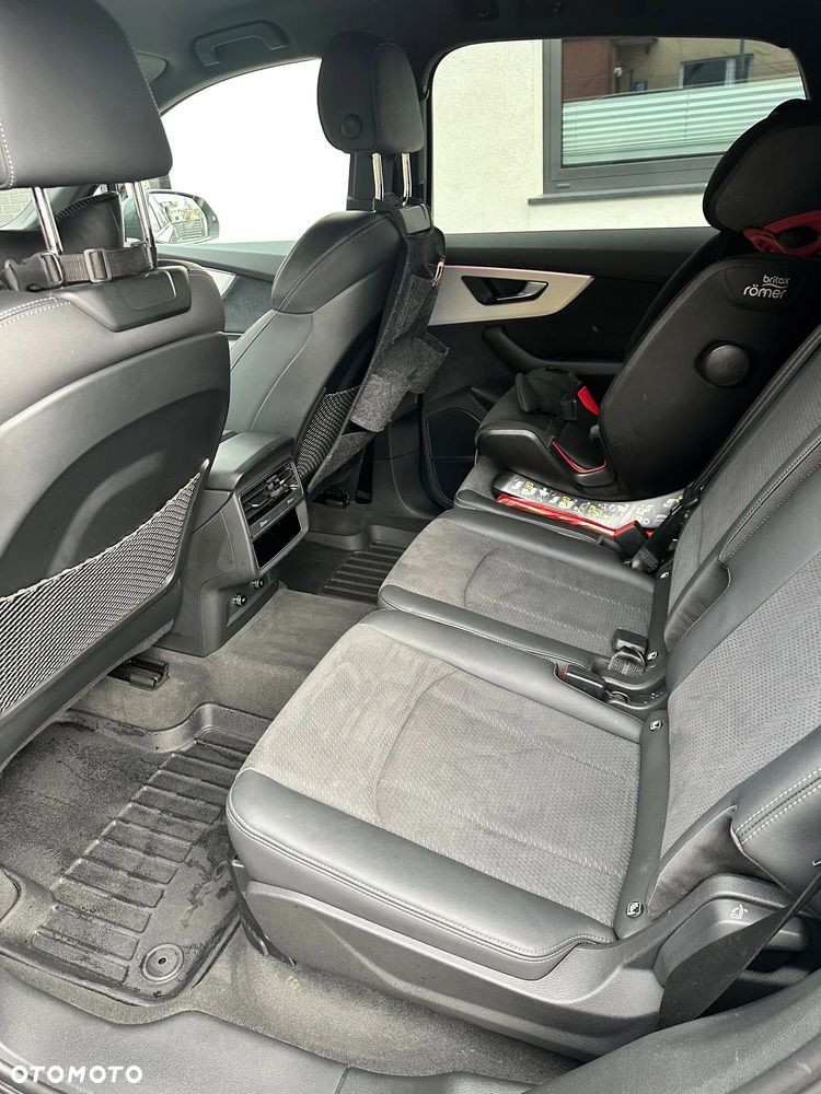 Audi Q7 - 6
