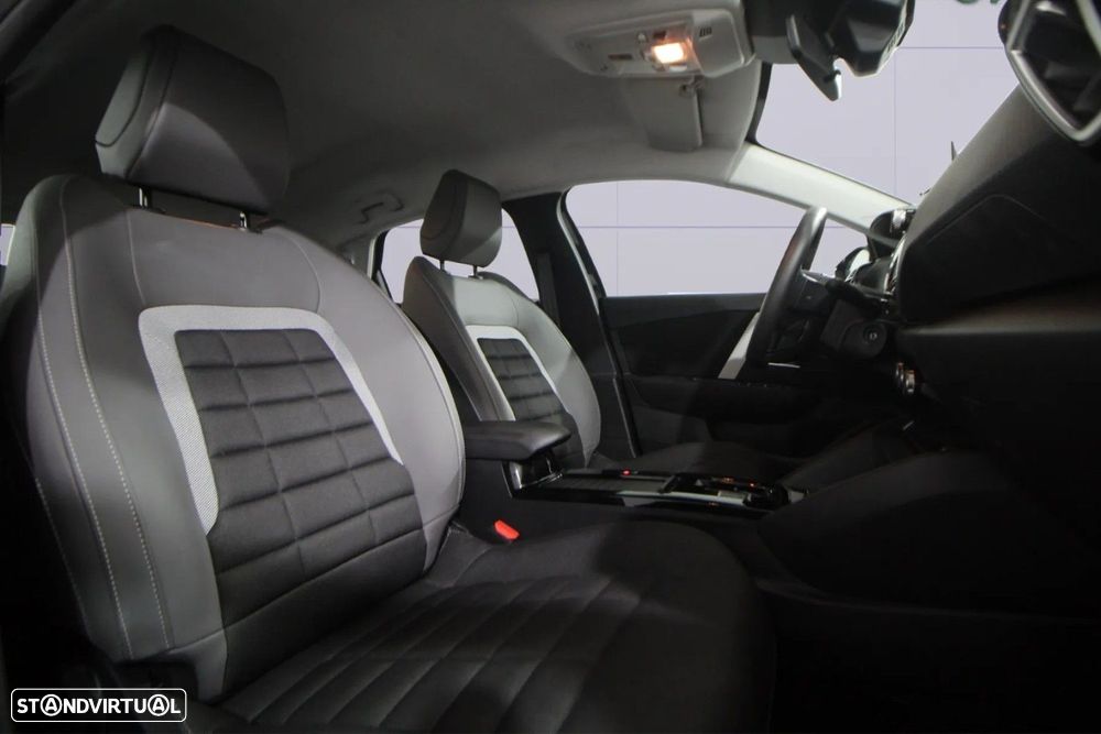 Citroën e-C4 136 PLUS - 15