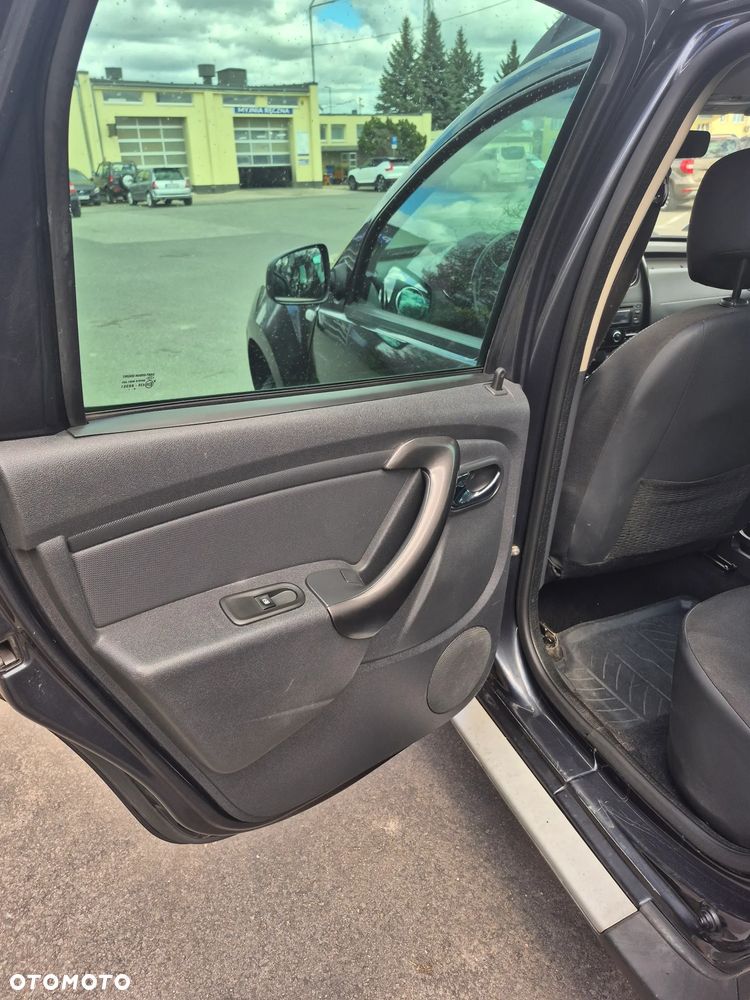 Dacia Duster 1.6 - 9