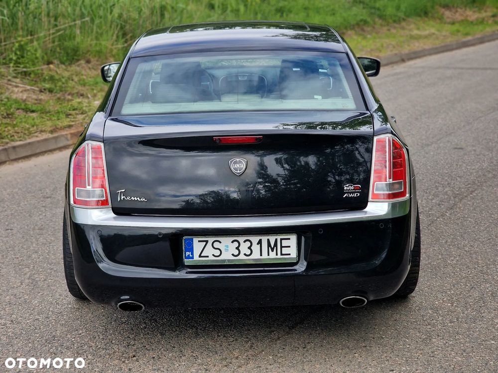 Lancia Thema 3.6 Executive - 19