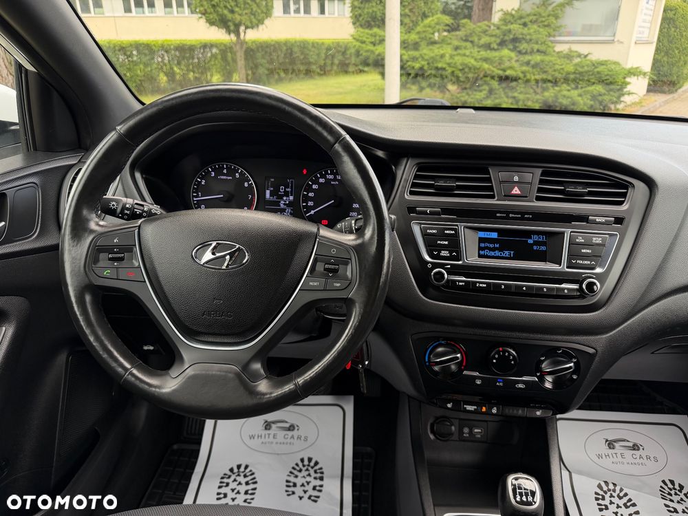 Hyundai i20 1.2 Passion - 6