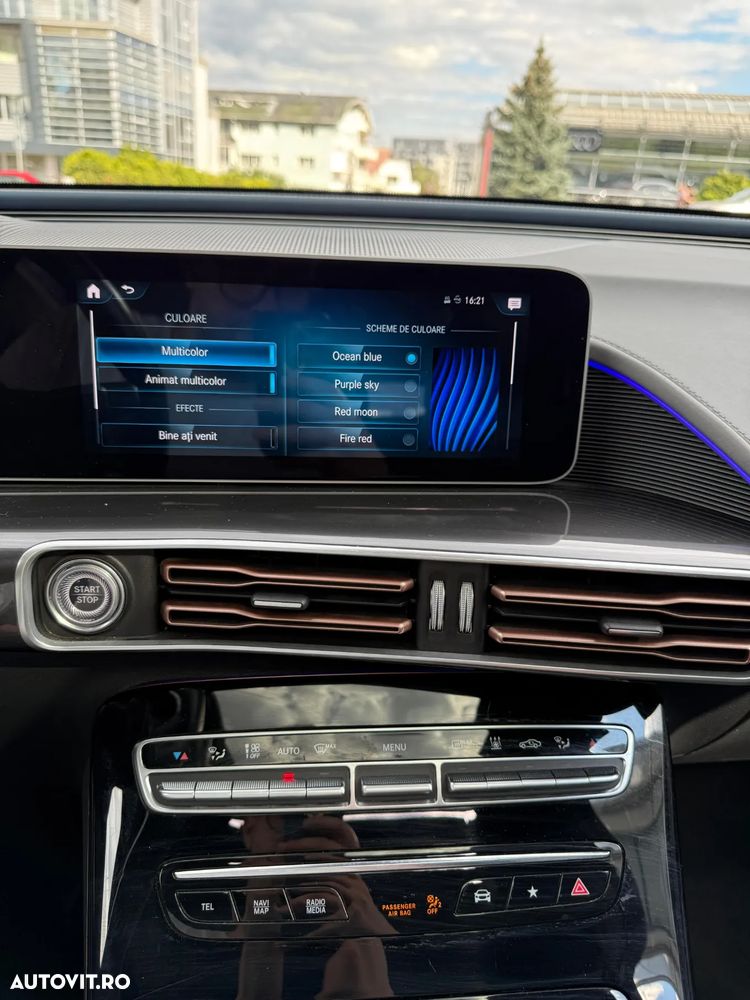 Mercedes-Benz EQC 400 4MATIC - 11