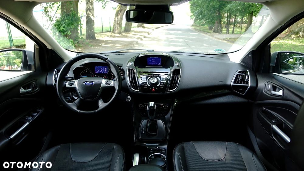 Ford Kuga 2.0 TDCi 4x4 Titanium - 12