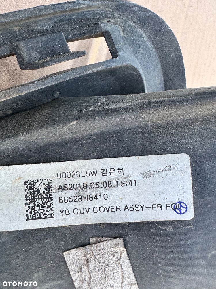 KIA STONIC KRATKA ZDERZAKA PRZOD HALOGEN PRAWY LEWY 86526-H8410 86524H8410 86525-H8410 86523H8410 - 7