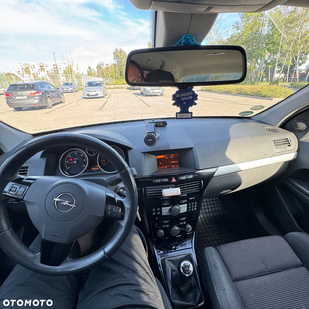 Opel Astra 1.7 CDTI Cosmo - 10