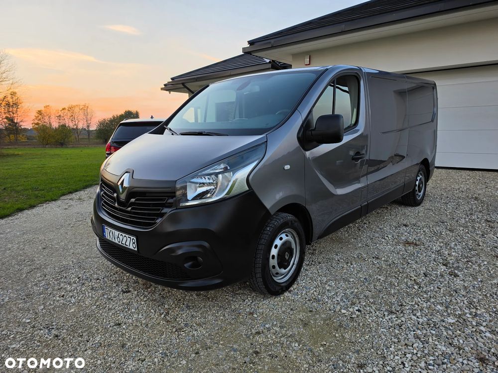 Renault Trafic - 1
