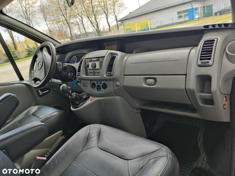 Opel Vivaro brygadówka long - 18