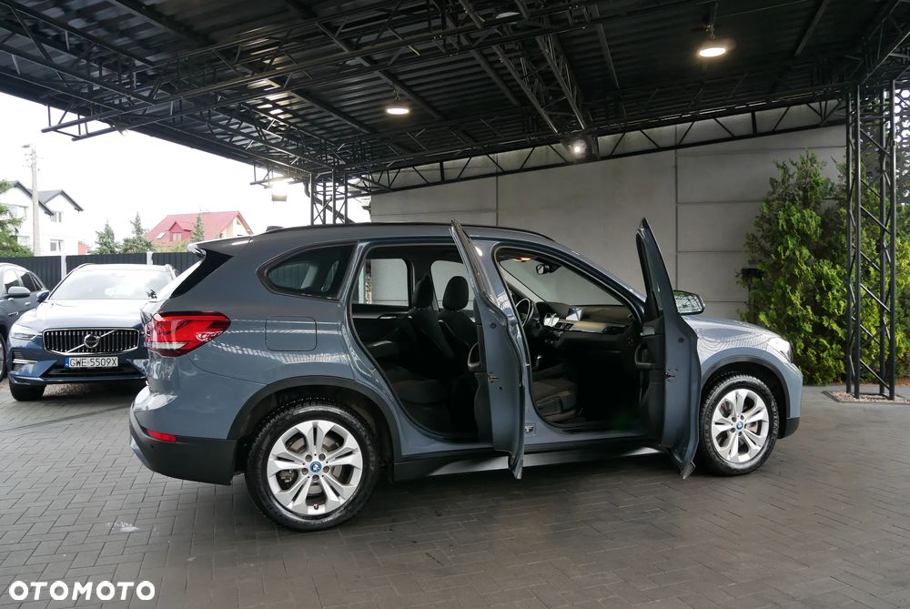 BMW X1 sDrive18i Business Edition - 7