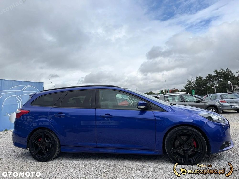 Ford Focus ST - 5
