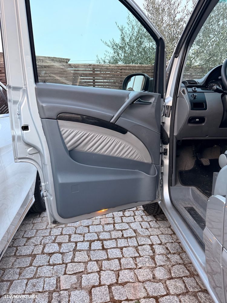 Mercedes-Benz Viano 2.2 CDi Ambiente Longo - 26