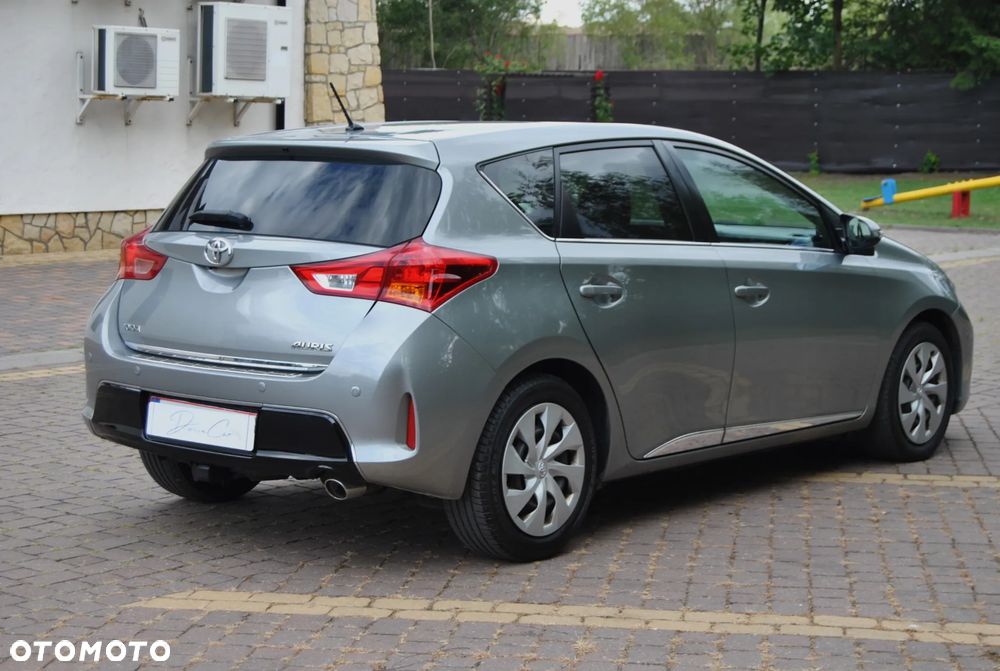 Toyota Auris 2.0 D-4D Comfort - 3