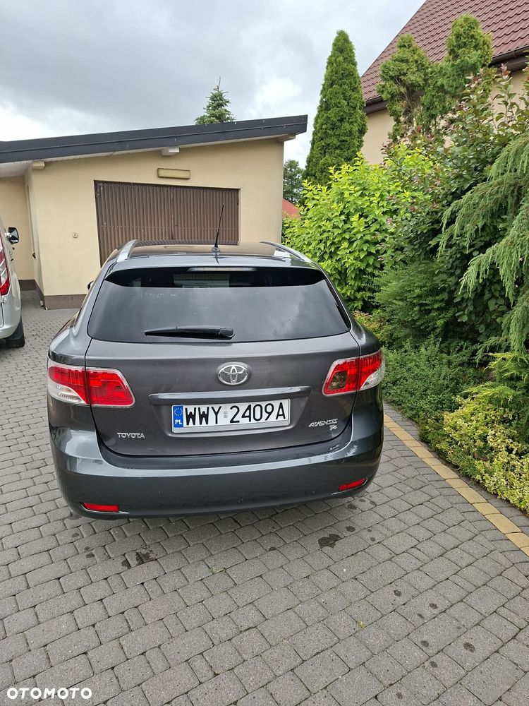 Toyota Avensis 1.8 Sol - 7