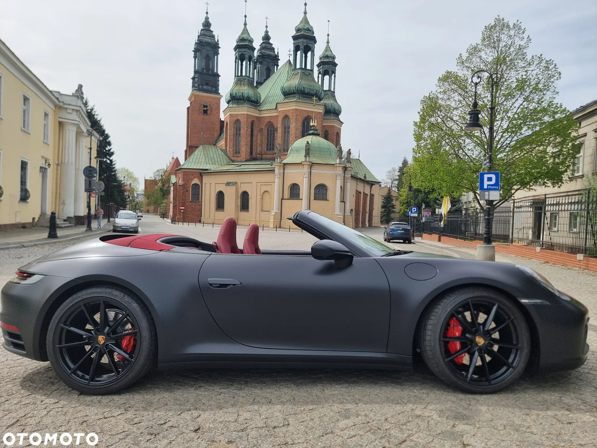 Porsche 911 Carrera 4S Cabrio - 13