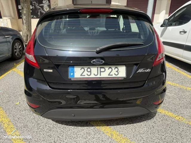 Ford Fiesta 1.4 TDCI - 11